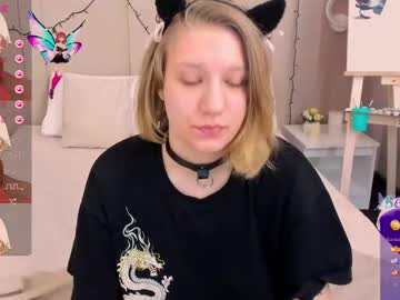 Haileyfoxy Chaturbate stream image from April 21, 2025