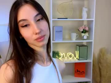 Devonacornfield Chaturbate stream image from April 21, 2025