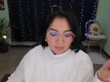 Littleprety6969 Chaturbate stream image from April 21, 2025