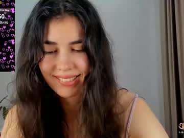 Yooleen Chaturbate stream image from April 21, 2025