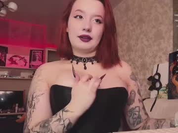 Daniredheadevil Chaturbate stream image from April 21, 2025