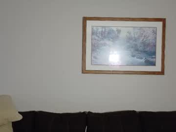 Harleymamma Chaturbate stream image from April 21, 2025