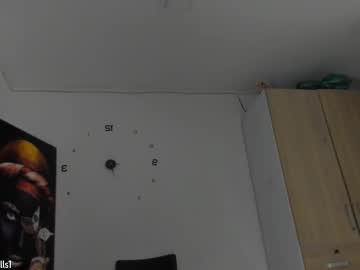 Kortneyhills Chaturbate stream image from April 21, 2025