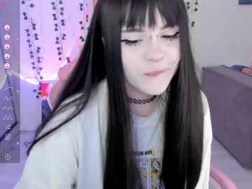 Selena___Cute Chaturbate stream image from April 21, 2025