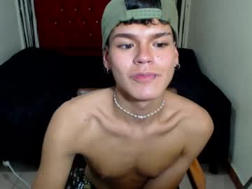 Rayanmiett Chaturbate stream image from April 21, 2025