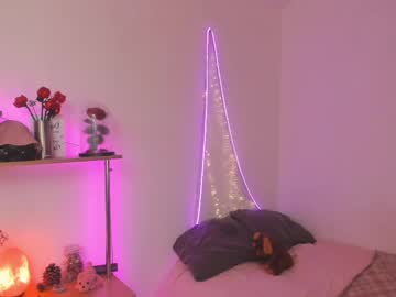 Beautyeliise Chaturbate stream image from April 21, 2025