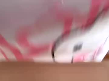 Vyxenriot Chaturbate stream image from April 21, 2025