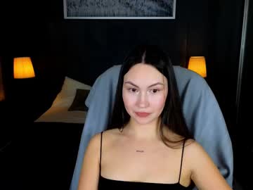 Gigiii_B Chaturbate stream image from April 21, 2025