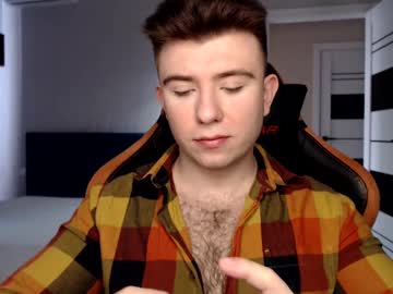 Honey_Furry Chaturbate stream image from April 21, 2025