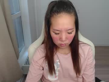 Mira_G Chaturbate stream image from April 21, 2025