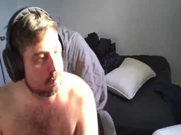 Aleeexandre Chaturbate stream image from April 21, 2025