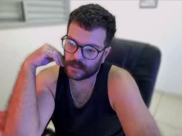Baddaddybrasil Chaturbate stream image from April 21, 2025