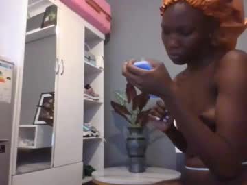 Beautie699392 Chaturbate stream image from April 21, 2025