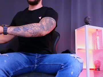 Mightyaaron Chaturbate stream image from April 21, 2025