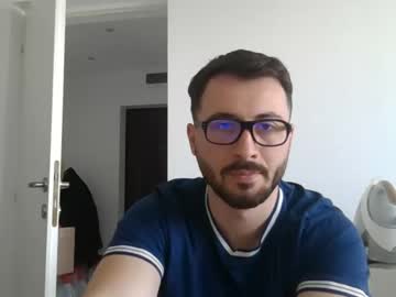 Milfflover32 Chaturbate stream image from April 21, 2025