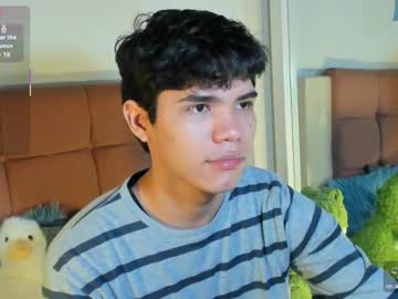 Charles_Blaze Chaturbate stream image from April 21, 2025