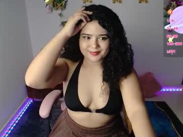 Dulce_Julieta_ Chaturbate stream image from April 21, 2025