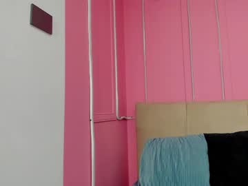 Emelyy_Carter Chaturbate stream image from April 21, 2025