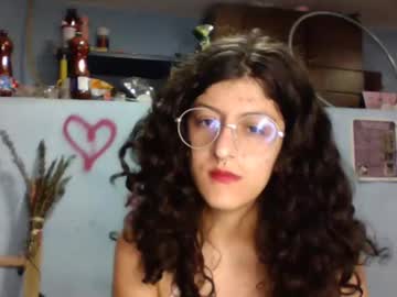 Love_Electra Chaturbate stream image from April 21, 2025