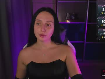 Calypsownsu Chaturbate stream image from April 21, 2025