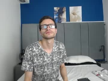 Jackkfox Chaturbate stream image from April 21, 2025
