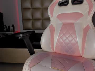 Jadeestudios Chaturbate stream image from April 21, 2025