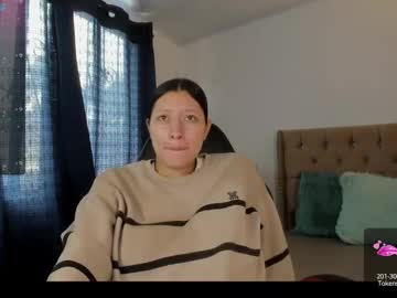 Little_Cony Chaturbate stream image from April 21, 2025