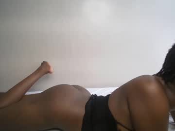 Sexyasspetitte_ Chaturbate stream image from April 21, 2025