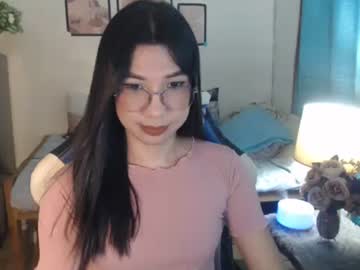 Urwetasianprincessxx Chaturbate stream image from April 21, 2025