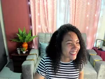 Ayliin_M Chaturbate stream image from April 21, 2025