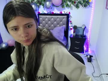 Dahlia_1998 Chaturbate stream image from April 21, 2025