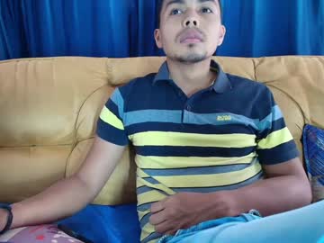 Estebancot0314 Chaturbate stream image from April 21, 2025