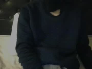 Ezzequiel2 Chaturbate stream image from April 21, 2025