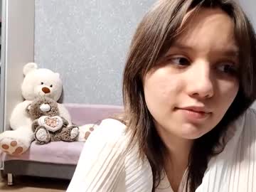 Lucettabetter Chaturbate stream image from April 21, 2025