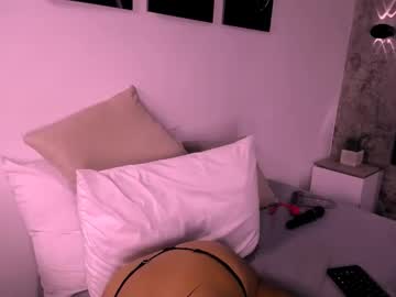 Paris_Baker Chaturbate stream image from April 21, 2025
