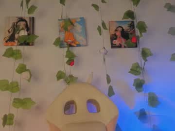 Aprillebony Chaturbate stream image from April 21, 2025