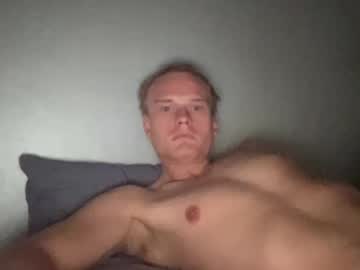 C33ror Chaturbate stream image from April 21, 2025