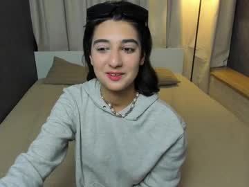 Elfy_Rare Chaturbate stream image from April 21, 2025