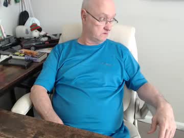 Millenium0129 Chaturbate stream image from April 21, 2025