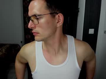 Sexxymuscles4u Chaturbate stream image from April 21, 2025