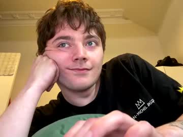 Softbiboi Chaturbate stream image from April 21, 2025