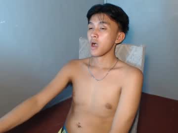 Xxhotpetiteboyxx Chaturbate stream image from April 21, 2025