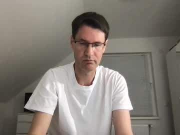 Zzz123_Cam Chaturbate stream image from April 21, 2025