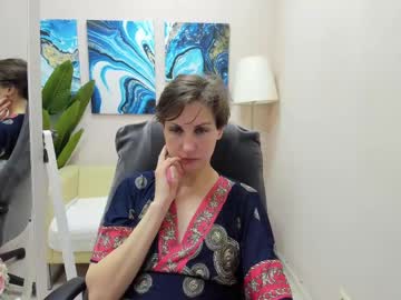 Aurorascript Chaturbate stream image from April 21, 2025