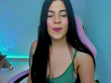 Laurenth_Foxy Chaturbate stream image from April 21, 2025