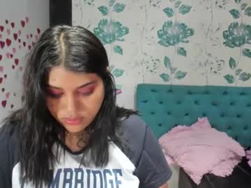 Lindabreexlove Chaturbate stream image from April 21, 2025