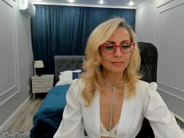 Museofstage Chaturbate stream image from April 21, 2025