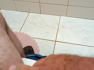 Velozsempre Chaturbate stream image from April 21, 2025