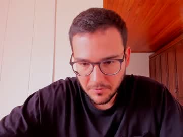 Vito_Ferrero Chaturbate stream image from April 21, 2025