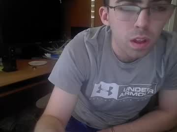 Bigcockstud915 Chaturbate stream image from April 21, 2025